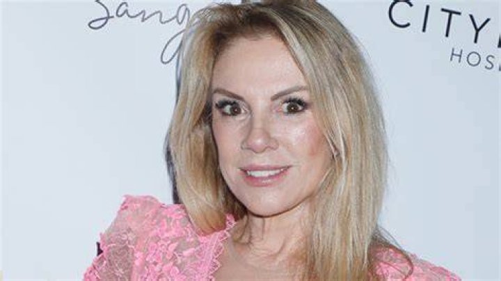 ‘RHONY’ Star’s Reportedly Dating Financer – Hollywood Life