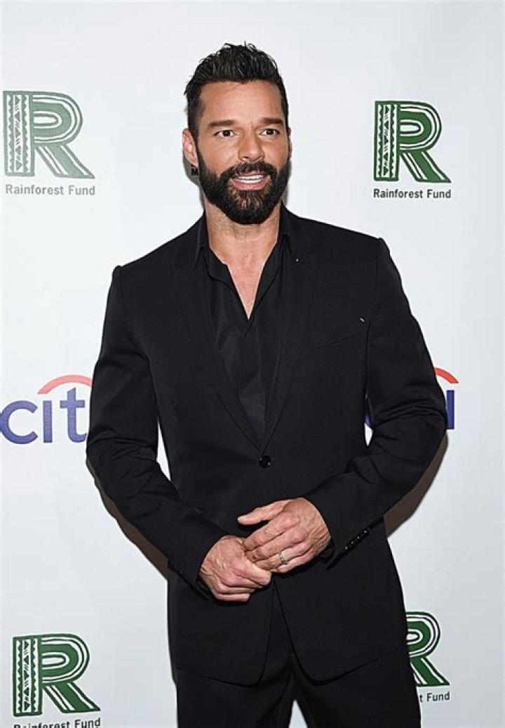 Ricky Martin: Photos – Hollywood Life