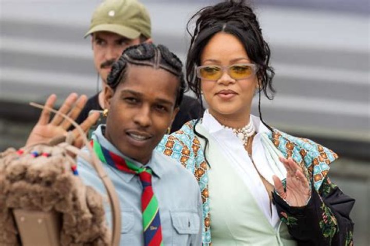 Rihanna arriving at a Gucci show