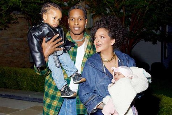 Rihanna Has Baby Shower With A$AP Rocky: Report – Hollywood Life