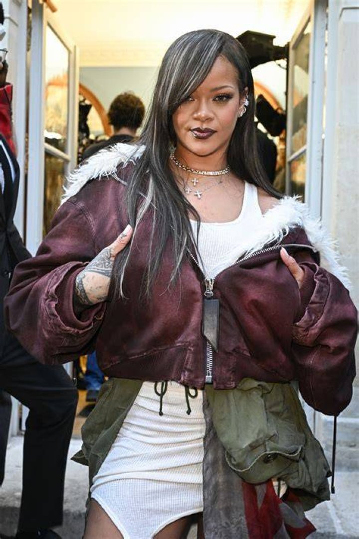 rihanna shopping in la