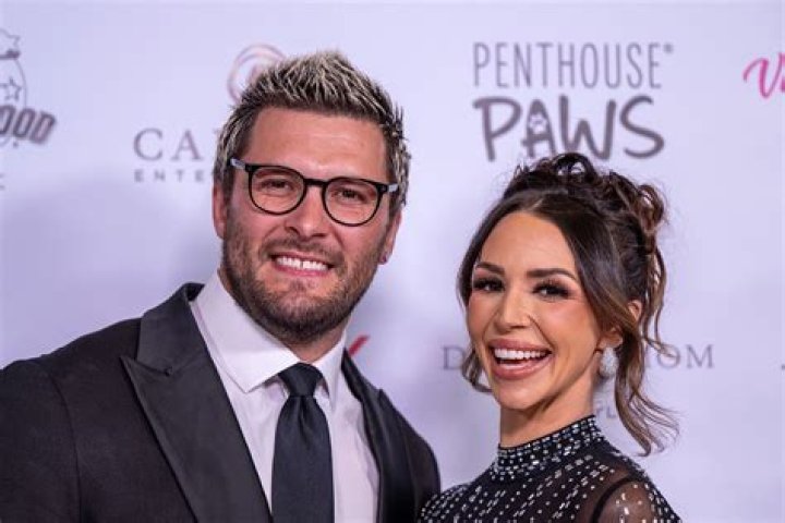 Robby Hayes Reveals If He Plans To Date Scheana Shay After Recent Steamy Makeout 