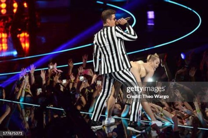 robin thicke miley cyrus