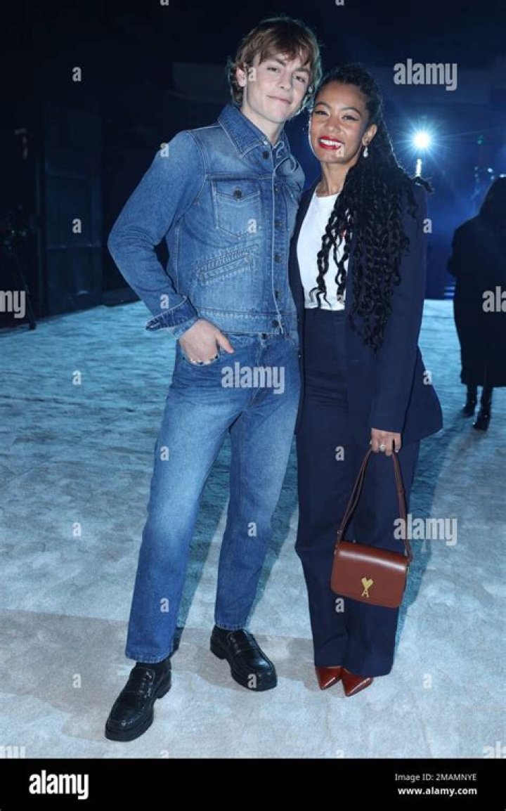 Ross Lynch & Jaz Sinclair