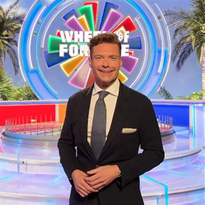Ryan Seacrest Falls Back & Right Out Of His Chair On ‘Live’ — Watch Surprising Fall