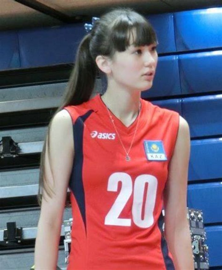 Sabina Altynbekova – Hollywood Life