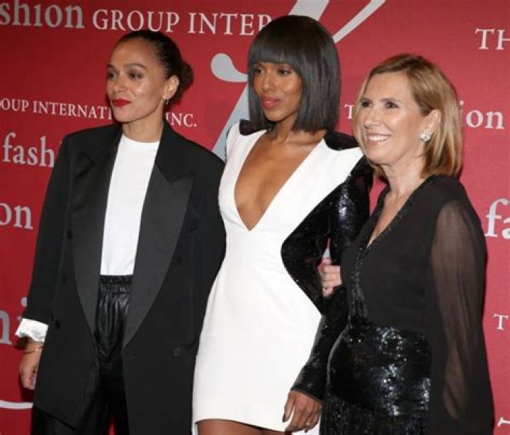 Samira Nasr poses with Kerry Washington & Liz Rodbell