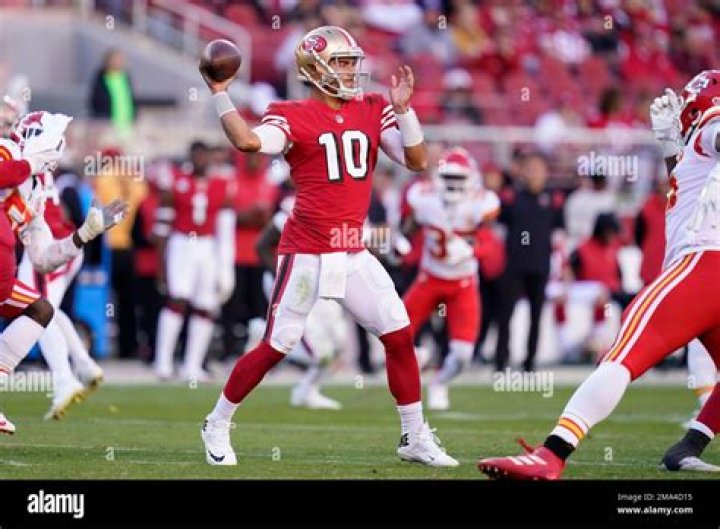 San Francisco 49ers quarterback Jimmy Garoppolo (10) pitches the ball during an NFL divisional playoff football game against the Green Bay Packers, Saturday, Jan 22. 2022, in Green Bay, Wis 49ers Packers Football, Green Bay, United States - 23 Jan 2022