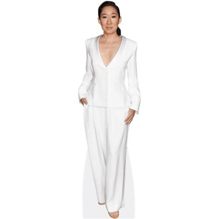 Sandra Oh white suit