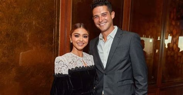 sarah hyland wells adams married