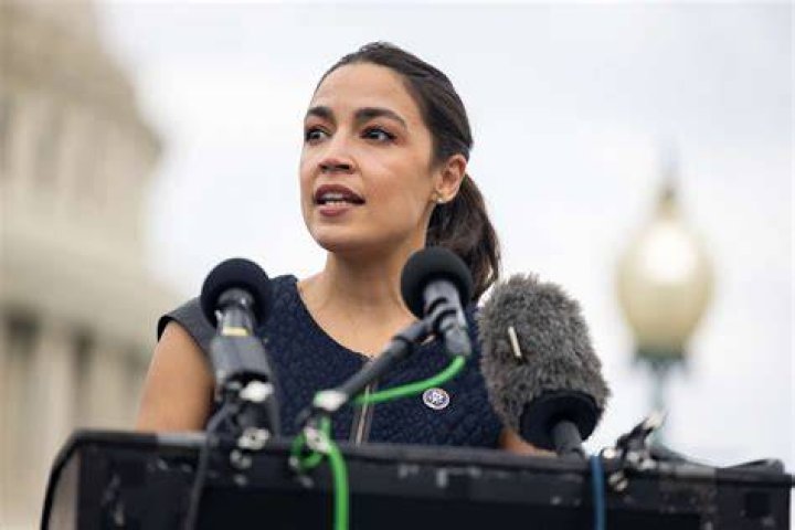 Sarah Palin, Alexandria Ocasio-Cortez
