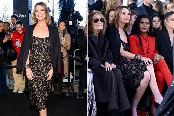Savannah Guthrie shows off her baby bump