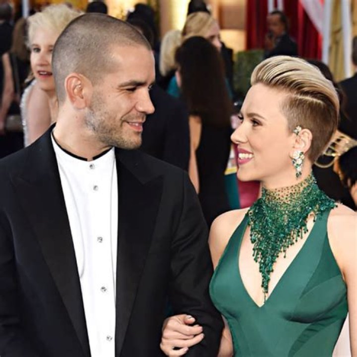 Scarlett Johansson Custody