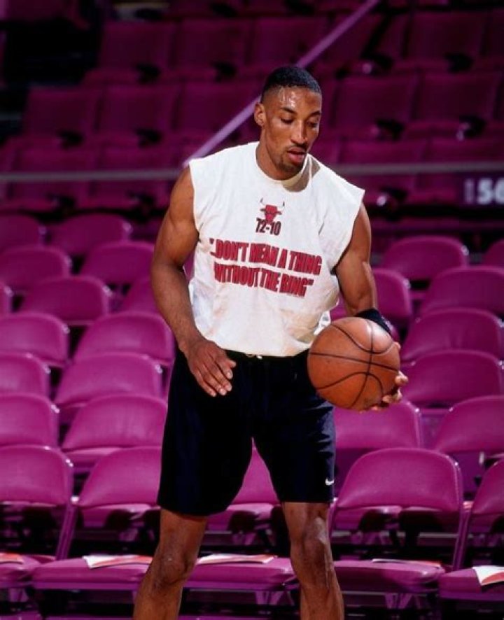 Scottie Pippen & More Mourn Kobe Bryant On 1 Year Anniversary Of His Death With Sweet Tributes