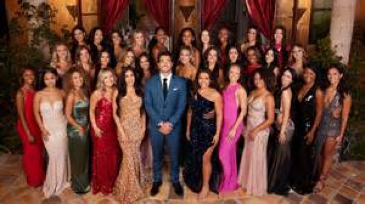 Sean Lowe Hooked Up With Former Contestant Before ‘Bachelor’ — Report