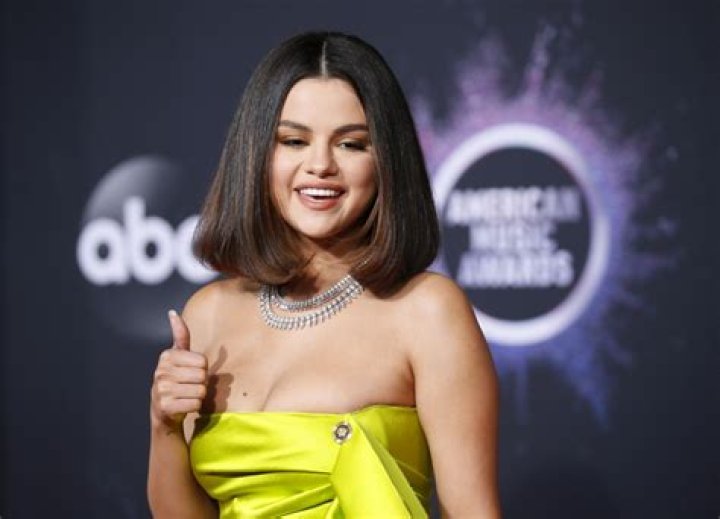 Selena Gomez 2019 American Music Awards