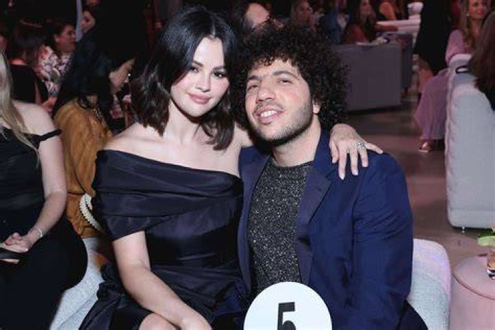 Selena Gomez Poses With Fan In Ottawa — See Pics