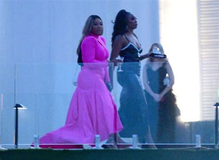 Serena & Venus Williams At Brooklyn Beckham & Nicola Peltz’s Wedding – Hollywood Life