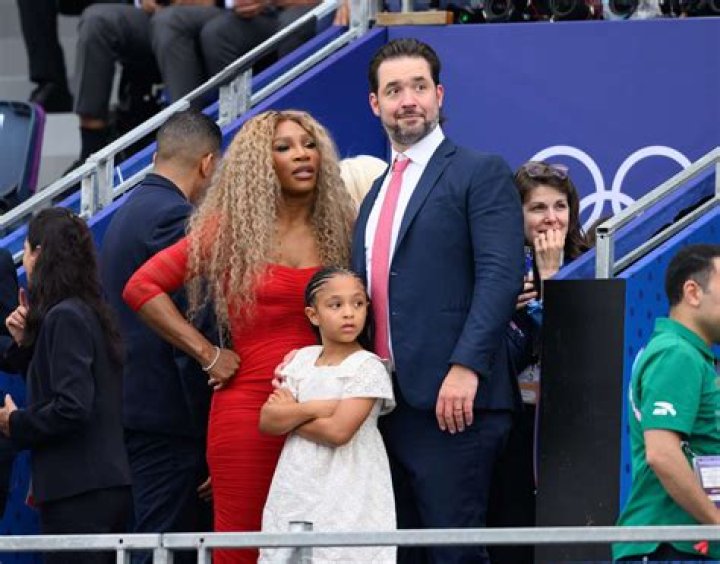 Serena Williams’ Daughter Olympia, 3, Hilariously Fakes Out A High-Five To Her Dad: She’s ‘Learning Quick’