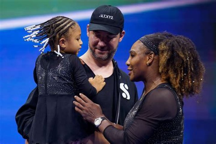 Serena Williams & Daughter Olympia, 3, Rock Out To ‘Paw Patrol’ With Adorable Duet — Watch
