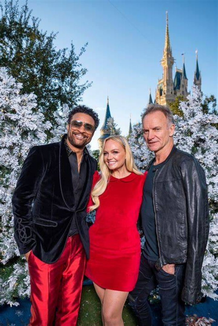 Shaggy, Emma Bunton, Sting celebrate Christmas