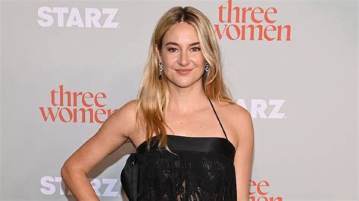 Shailene Woodley At Harper&rsquo;s Bazaar ICONS Party