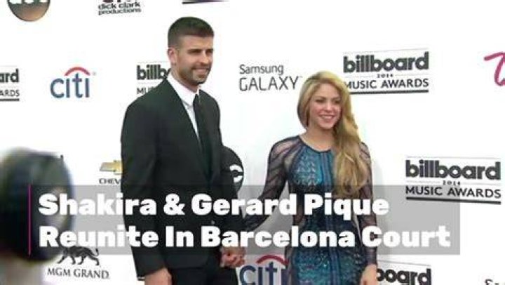 Shakira & Gerard Piqué Confirm Split After 11 Years Together
