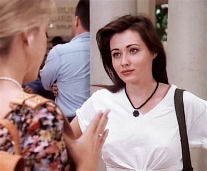 Shannen Doherty as Brenda Walsh