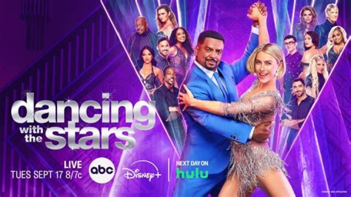 Sharna Burgess Reveals Why Jojo Siwa Is Her ‘Clear Frontrunner’ On ‘DWTS’