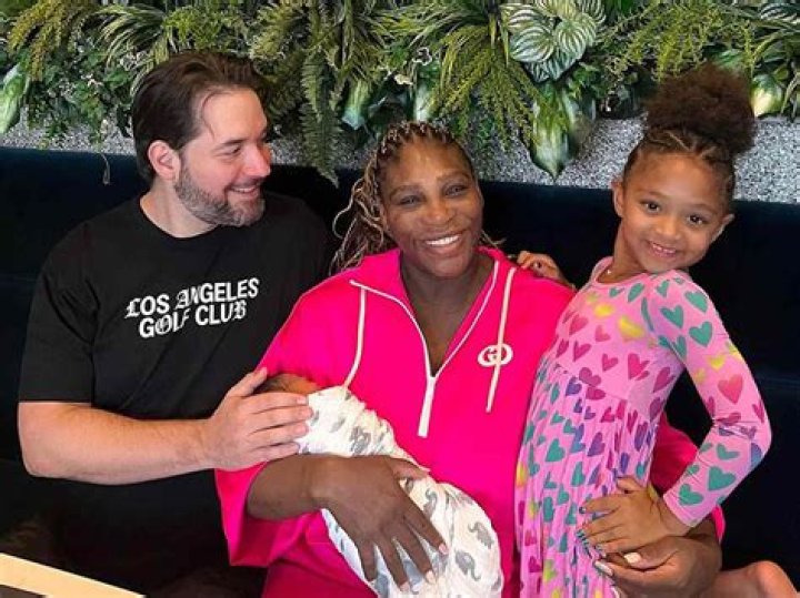 She Welcomes 2nd Child With Daniel Bryan – Hollywood Life