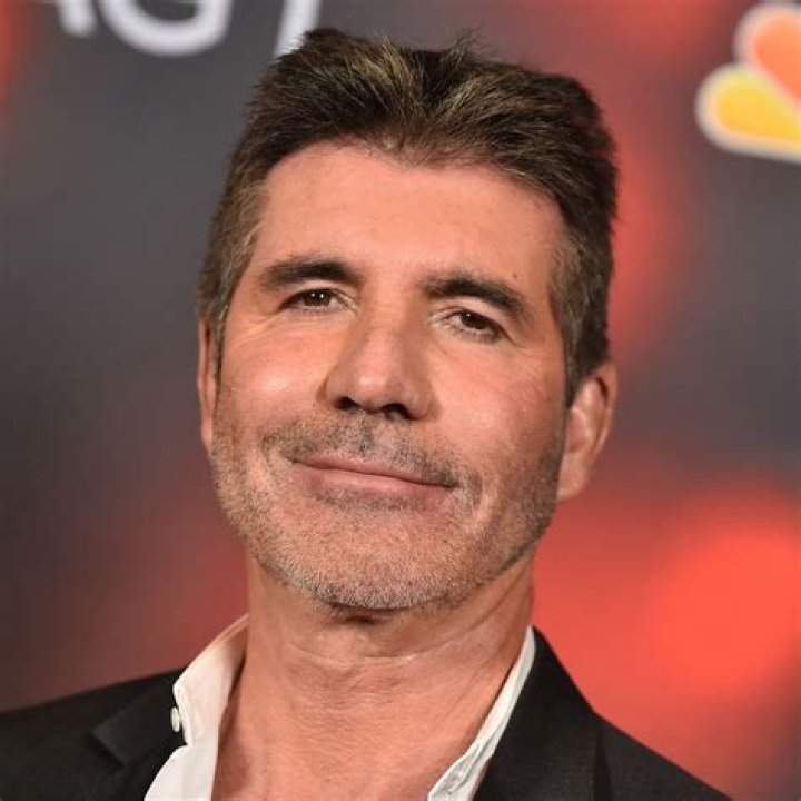 Simon Cowell enjoys the sun in Barbados