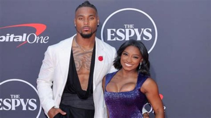 Simone Biles and Jonathan Owens