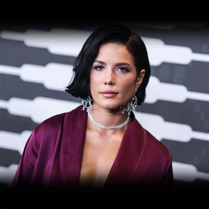 Singer Halsey wears a black bikini as she is seen while on a Mexican Getaway visiting the Cenotes in Tulum Mexico. Pictured: Halsey Ref: SPL5016430 150818 NON-EXCLUSIVE Picture by: SplashNews.com Splash News and Pictures Los Angeles: 310-821-2666 New York: 212-619-2666 London: +44 (0)20 7644 7656 Berlin: +49 175 3764 166 World Rights