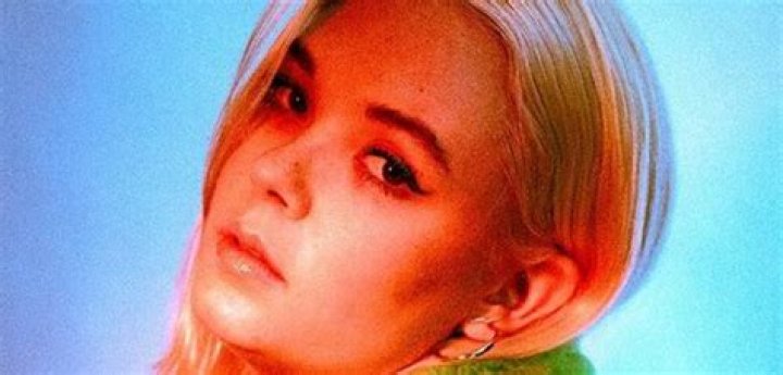Sofi Vonn Gets Lost In Her Feelings For Her Crush In New Electronic-Pop Dance Song ‘Next To Me’