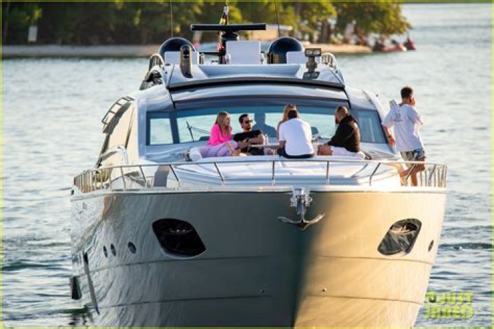 Sofia Richie Shows Off Her Amazing Curves In Hot Pink Bikini While Yachting With Scott Disick In Miami
