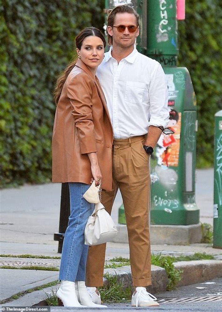 Sophia Bush and boyfriend Grant Hughes were spotted hand-in-hand while they're leaving The Bowery Hotel in New York City, Sophie wore a Houndstooth outfit Pictured: Sophia Bush and Grant Hughes Ref: SPL5233161 170621 NON-EXCLUSIVE Picture by: Felipe Ramales / SplashNews.com Splash News and Pictures USA: +1 310-525-5808 London: +44 (0)20 8126 1009 Berlin: +49 175 3764 166 World Rights