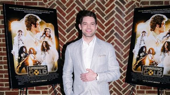 ‘Spinning Gold’s Jeremy Jordan Talks Neil Bogart’s Legacy (Exclusive) – Hollywood Life