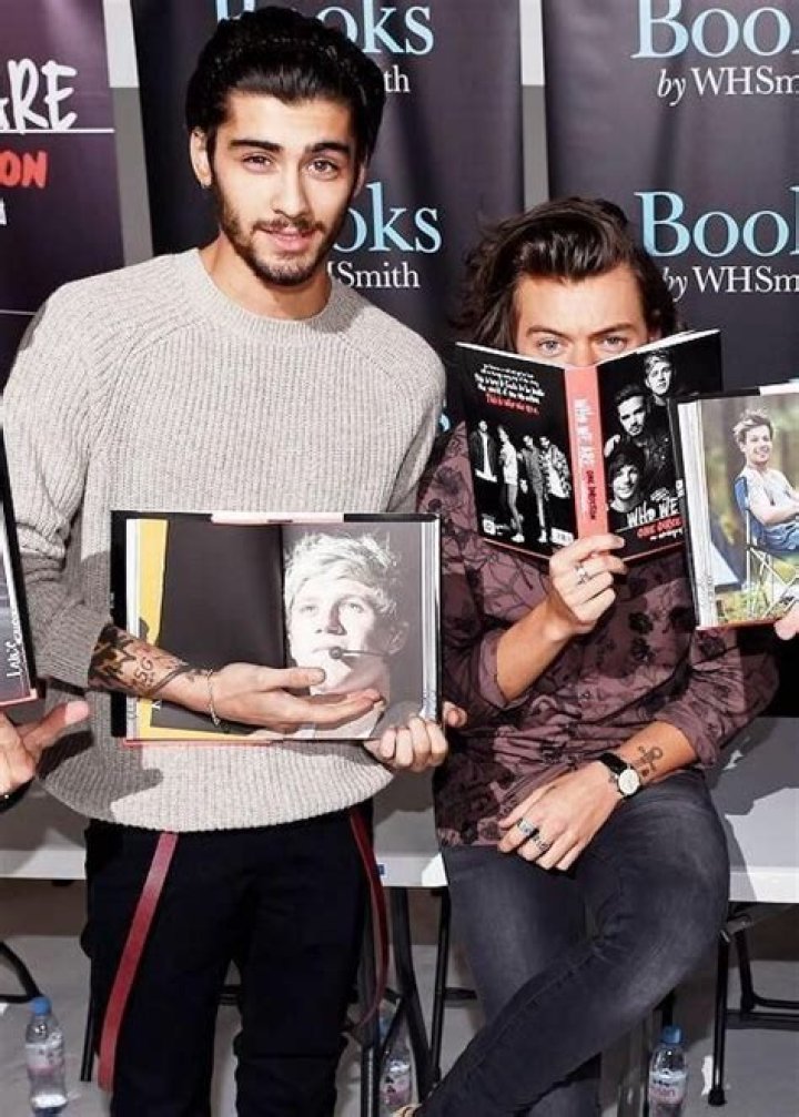 Stars With Books: One Direction & More