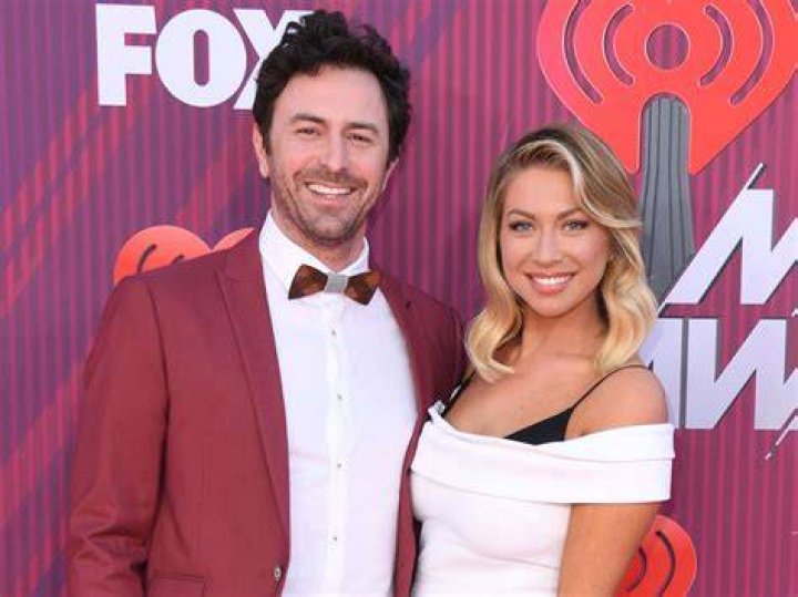 Stassi Schroeder & Beau Clark Talk Italy Wedding On ‘WWHL’ — Watch – Hollywood Life