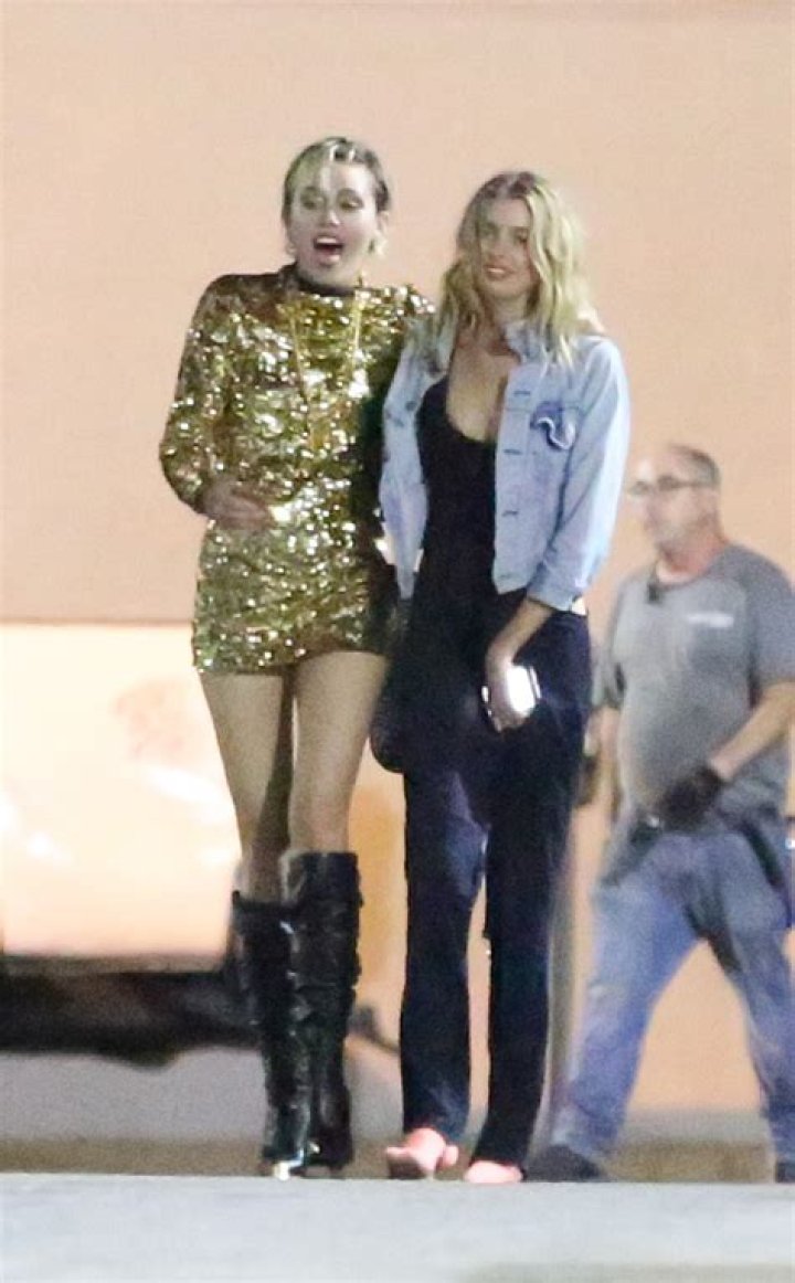 stella maxwell miley cyrus relationship