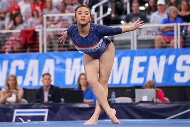 Suni Lee Competes For The Auburn Tigers