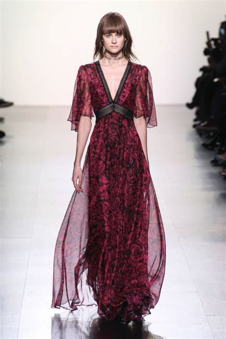 Tadashi Shoji Fashion Week Pics — NYFW: Spring 2017 Collection