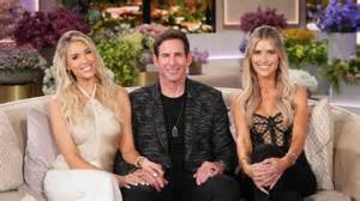 Tarek El Moussa Walks Out On Interview During ‘Flip Or Flop’ Series Finale — Watch