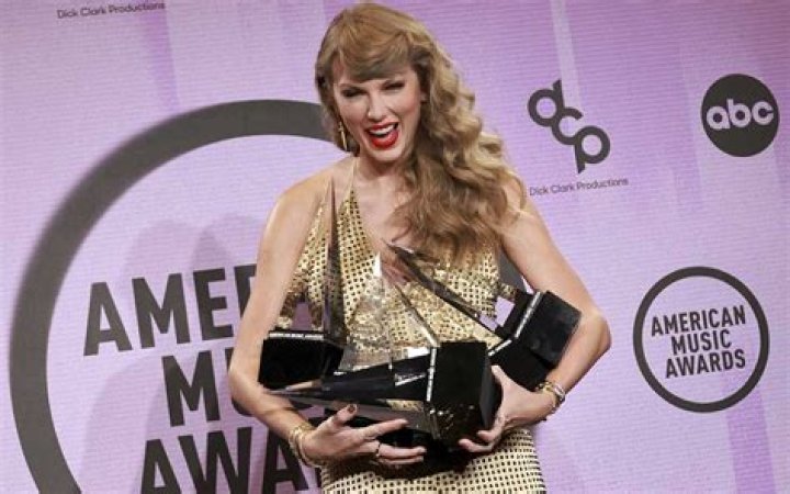 Taylor at the American Music Awards