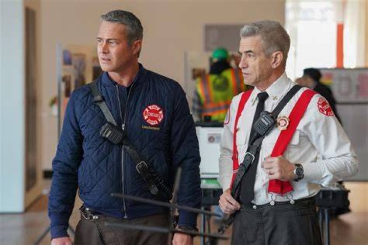 Taylor Kinney Teases Severide & Stella Kiss – Hollywood Life