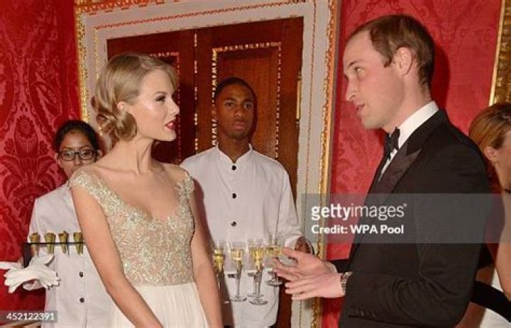Taylor Swift at Kensington Palace
