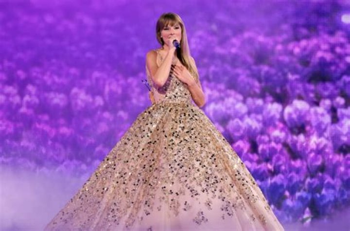 Taylor Swift At The 2020 Golden Globes