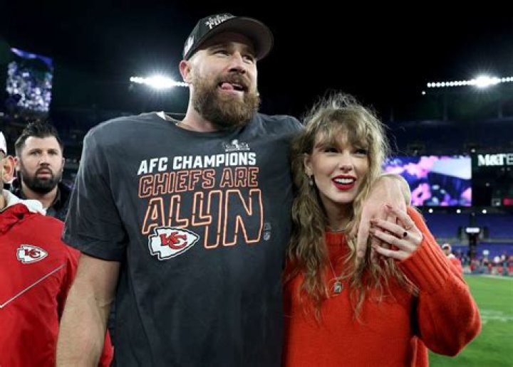 Taylor Swift Reportedly Heading to Kansas City to See Travis Kelce Before Halloween