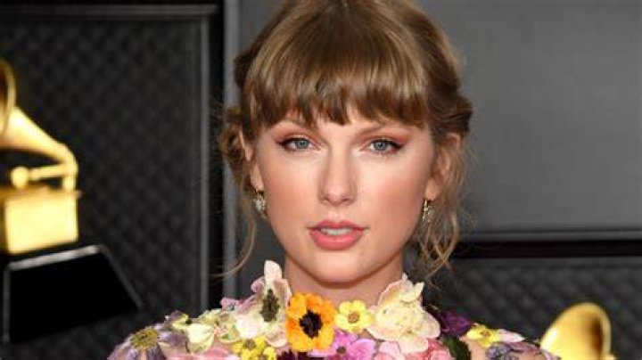Taylor Swift ‘Terrified’ Over Roe V. Wade Decision: We’re ‘Stripped’ Of The Rights To Our Bodies