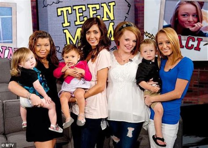 Teen Mom’s Amber Portwood & Maci Bookout Tease Show’s ‘Authentic’ New Season: I ‘Peed On Myself’